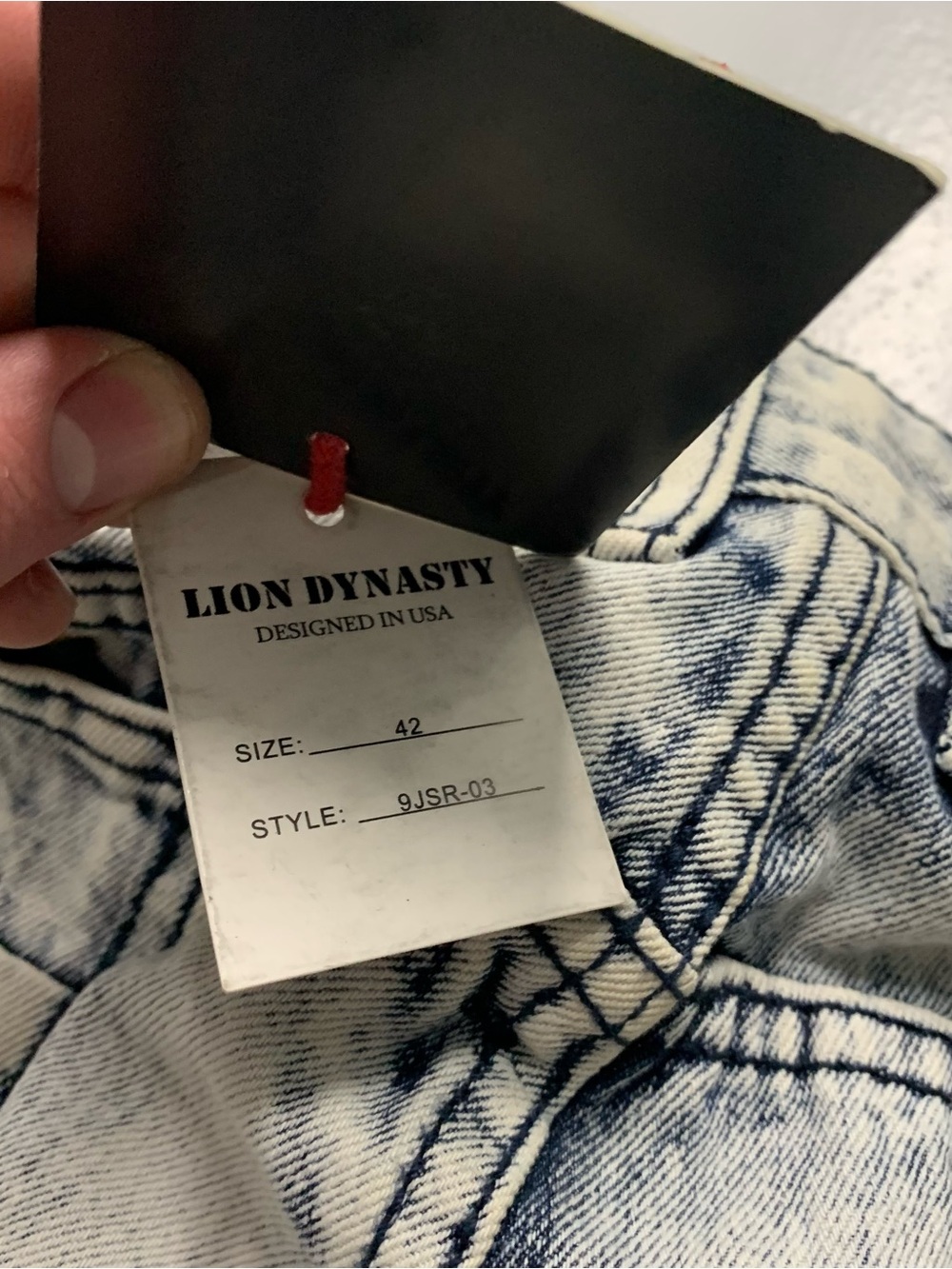 Lion Dynasty Premium Distressed Jeans - Size 42 Slim - Picture 5 of 7